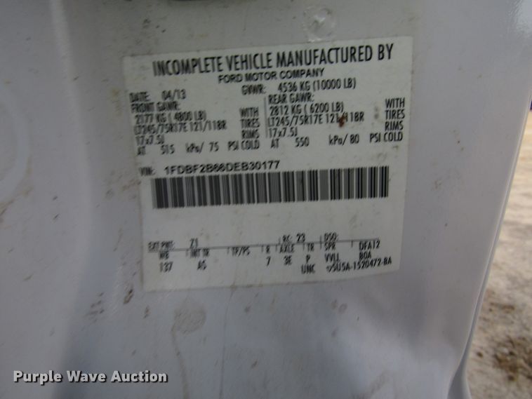 image for item DH8284 2013 Ford F250 Super Duty utility bed pickup truck