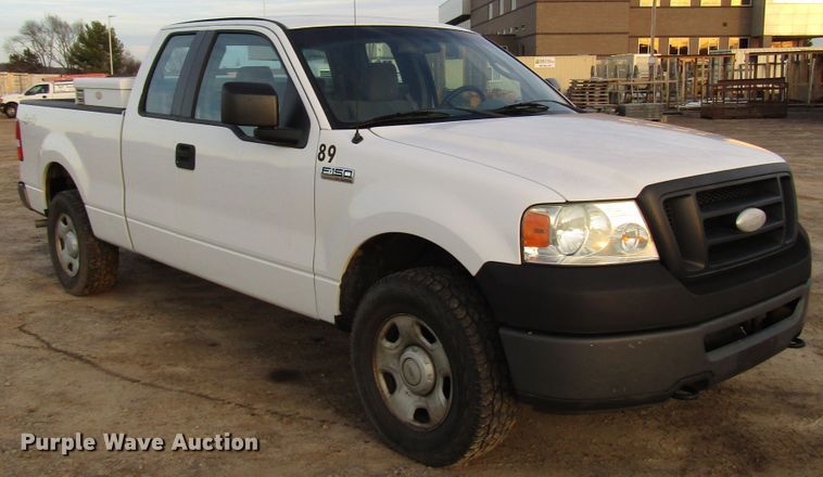 image for item DH8285 2007 Ford F150 SuperCab pickup truck