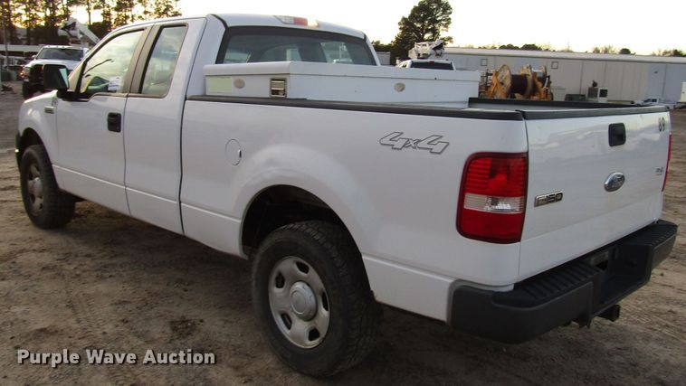 image for item DH8285 2007 Ford F150 SuperCab pickup truck