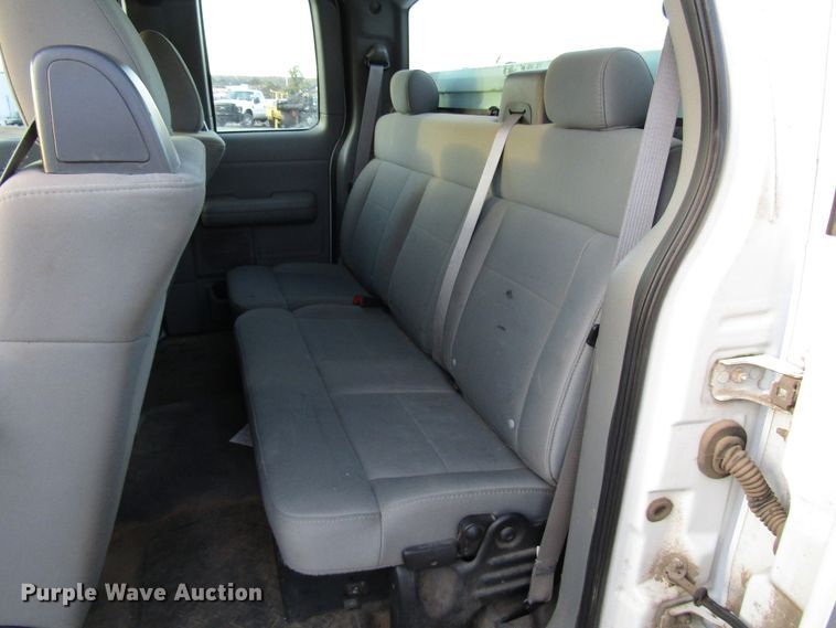 image for item DH8285 2007 Ford F150 SuperCab pickup truck