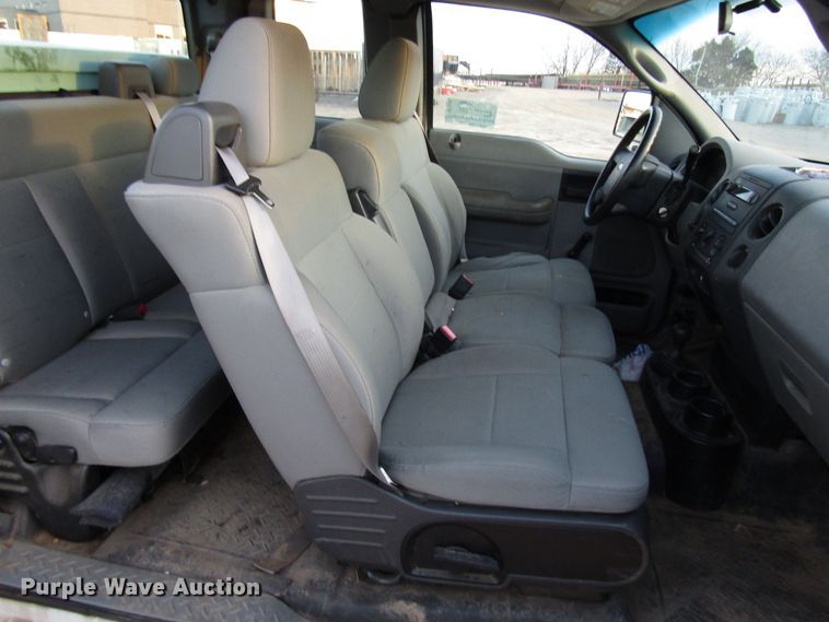 image for item DH8285 2007 Ford F150 SuperCab pickup truck