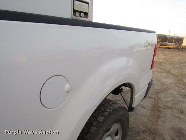 image for item DH8285 2007 Ford F150 SuperCab pickup truck