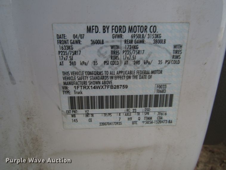 image for item DH8285 2007 Ford F150 SuperCab pickup truck