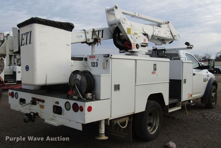 image for item DH8286 2013 Dodge Ram 5500 bucket truck