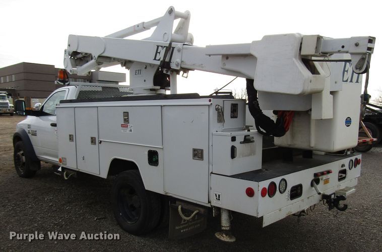 image for item DH8286 2013 Dodge Ram 5500 bucket truck
