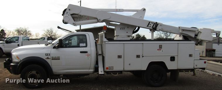 image for item DH8286 2013 Dodge Ram 5500 bucket truck
