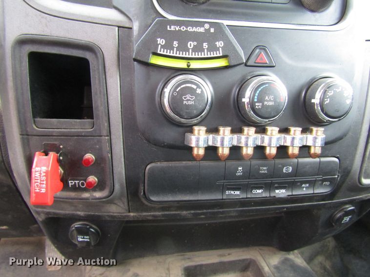 image for item DH8286 2013 Dodge Ram 5500 bucket truck