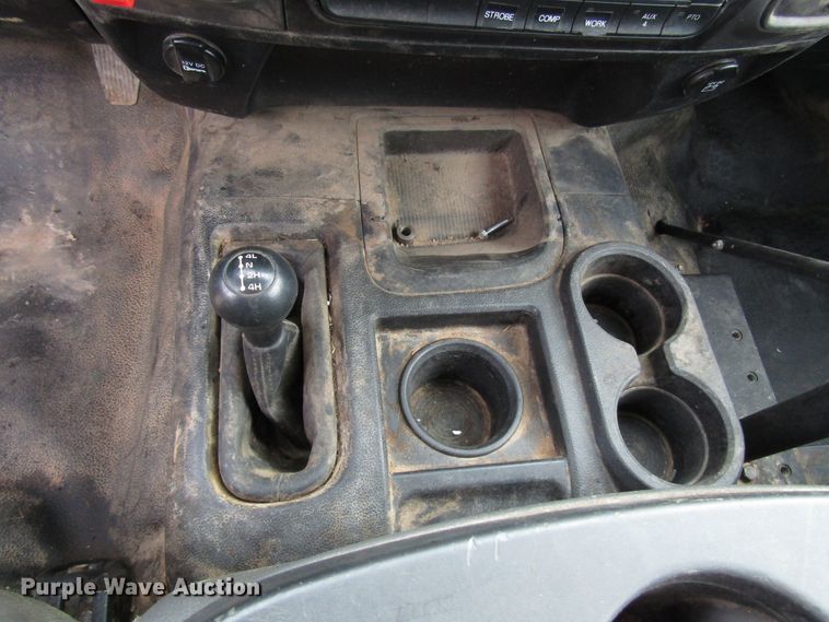 image for item DH8286 2013 Dodge Ram 5500 bucket truck