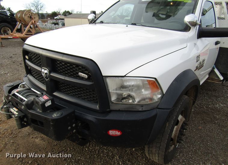 image for item DH8286 2013 Dodge Ram 5500 bucket truck