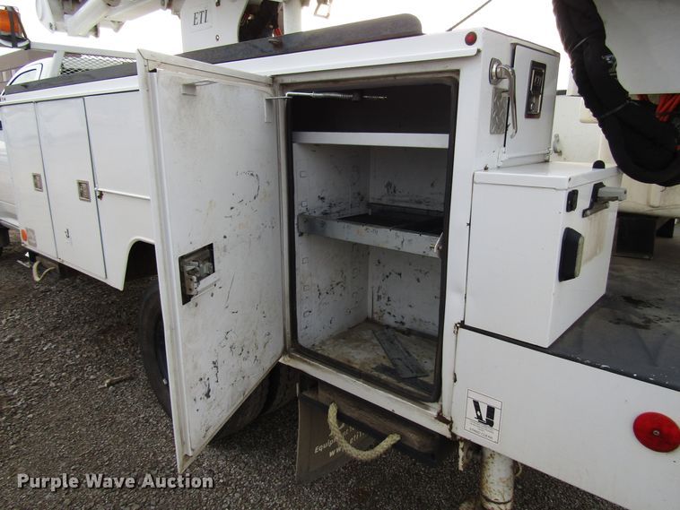 image for item DH8286 2013 Dodge Ram 5500 bucket truck