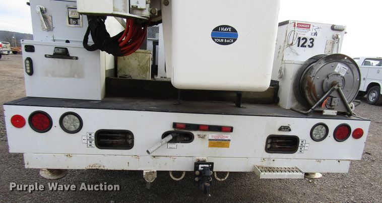 image for item DH8286 2013 Dodge Ram 5500 bucket truck