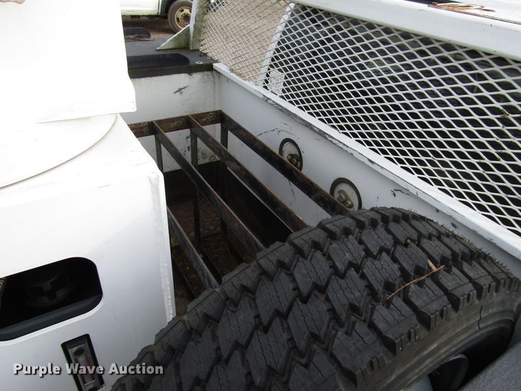 image for item DH8286 2013 Dodge Ram 5500 bucket truck