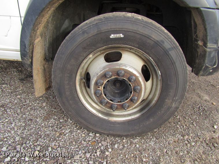 image for item DH8286 2013 Dodge Ram 5500 bucket truck