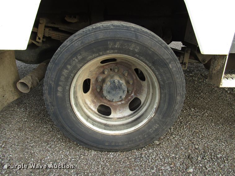 image for item DH8286 2013 Dodge Ram 5500 bucket truck