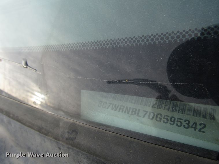 image for item DH8286 2013 Dodge Ram 5500 bucket truck