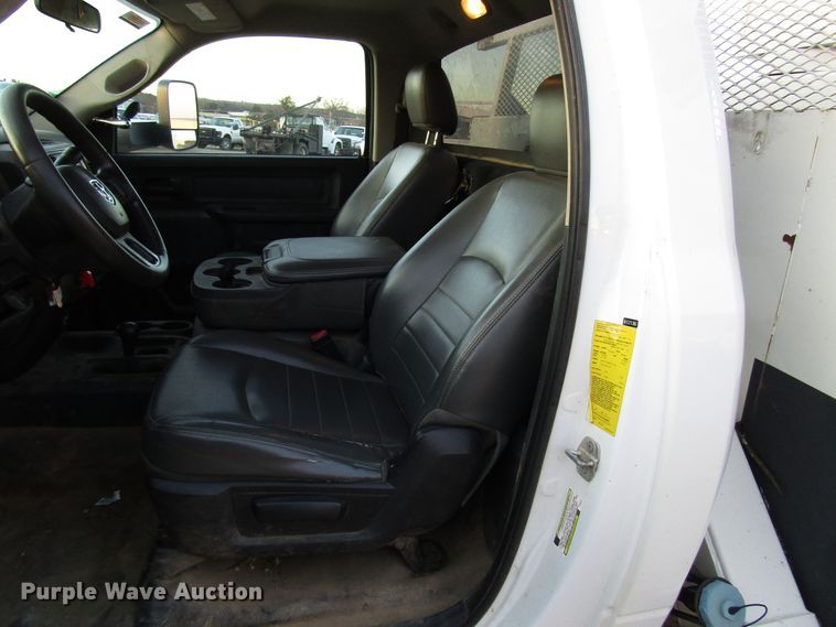 image for item DH8287 2013 Dodge Ram 5500 bucket truck