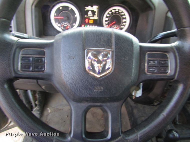 image for item DH8287 2013 Dodge Ram 5500 bucket truck