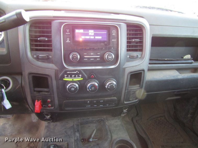 image for item DH8287 2013 Dodge Ram 5500 bucket truck