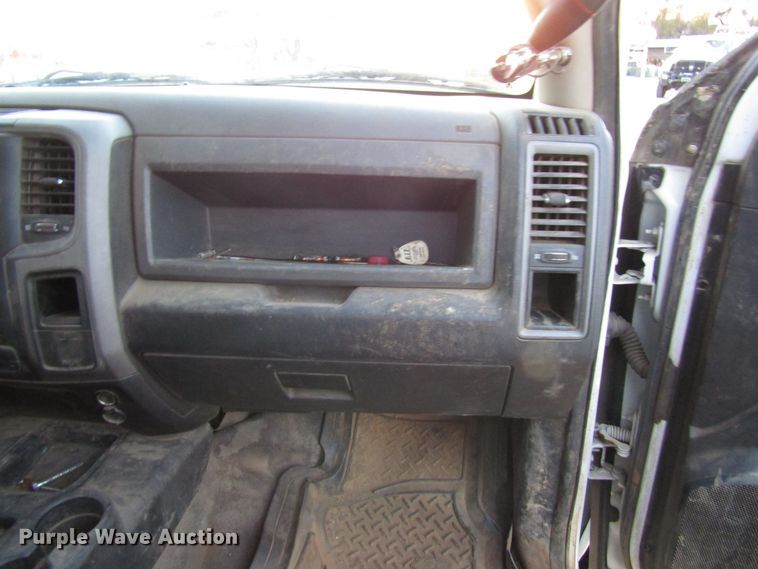 image for item DH8287 2013 Dodge Ram 5500 bucket truck