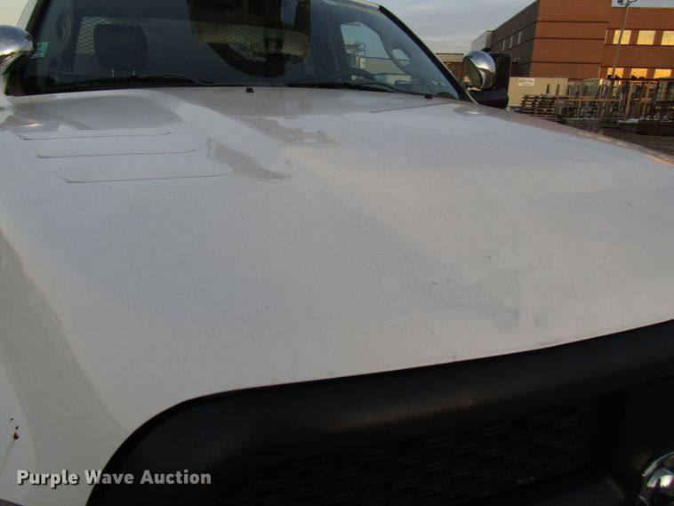 image for item DH8287 2013 Dodge Ram 5500 bucket truck