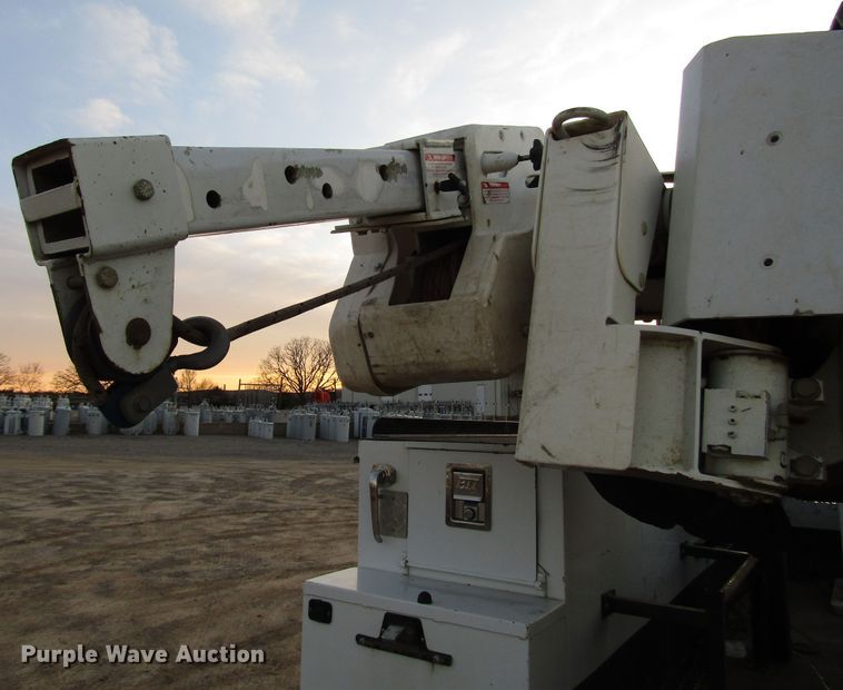 image for item DH8287 2013 Dodge Ram 5500 bucket truck