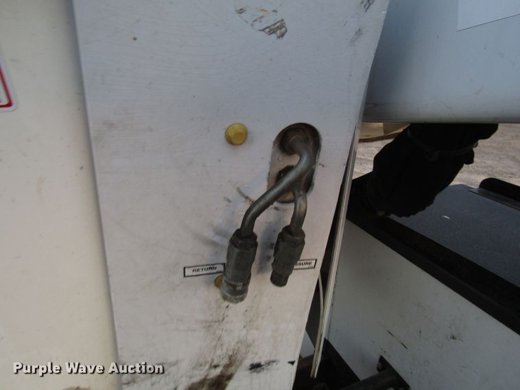 image for item DH8287 2013 Dodge Ram 5500 bucket truck