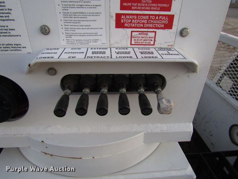 image for item DH8287 2013 Dodge Ram 5500 bucket truck