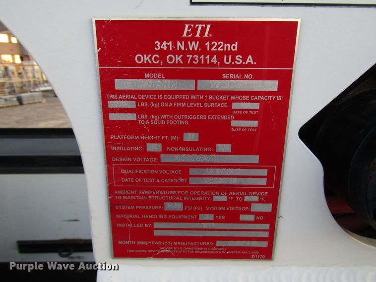 image for item DH8287 2013 Dodge Ram 5500 bucket truck