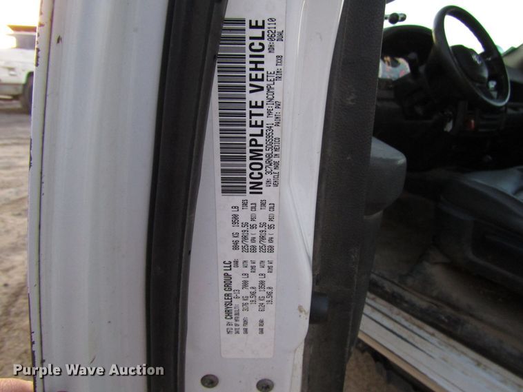 image for item DH8287 2013 Dodge Ram 5500 bucket truck