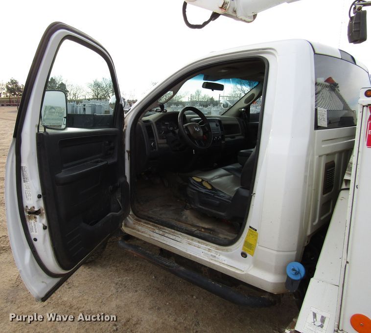 image for item DH8288 2012 Dodge Ram 5500 bucket truck