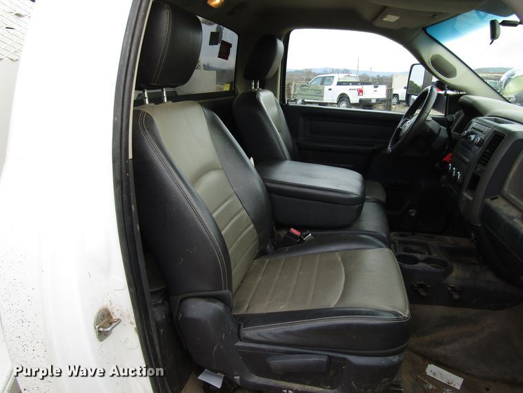 image for item DH8288 2012 Dodge Ram 5500 bucket truck