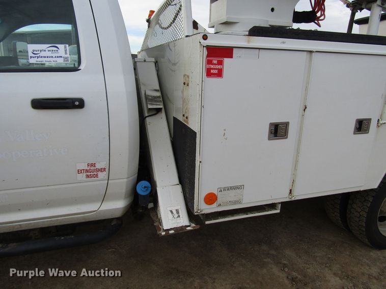 image for item DH8288 2012 Dodge Ram 5500 bucket truck