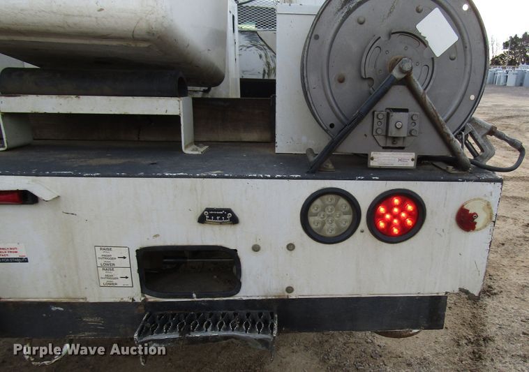 image for item DH8288 2012 Dodge Ram 5500 bucket truck