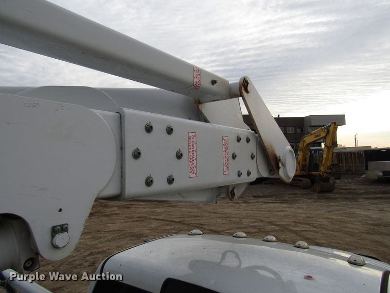 image for item DH8288 2012 Dodge Ram 5500 bucket truck