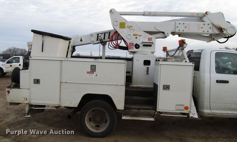 image for item DH8288 2012 Dodge Ram 5500 bucket truck