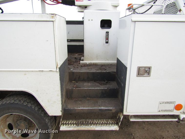 image for item DH8288 2012 Dodge Ram 5500 bucket truck