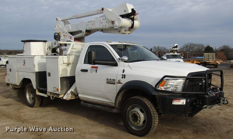 image for item DH8289 2014 Dodge Ram 5500 bucket truck