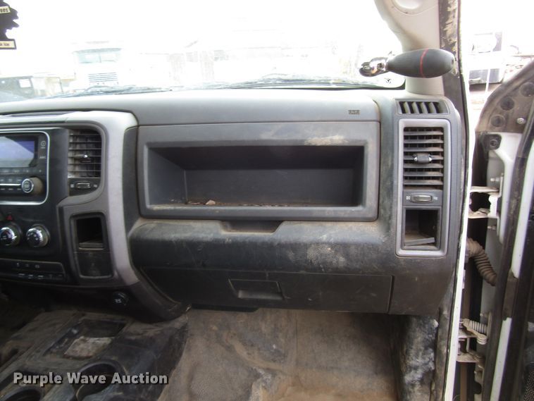 image for item DH8289 2014 Dodge Ram 5500 bucket truck