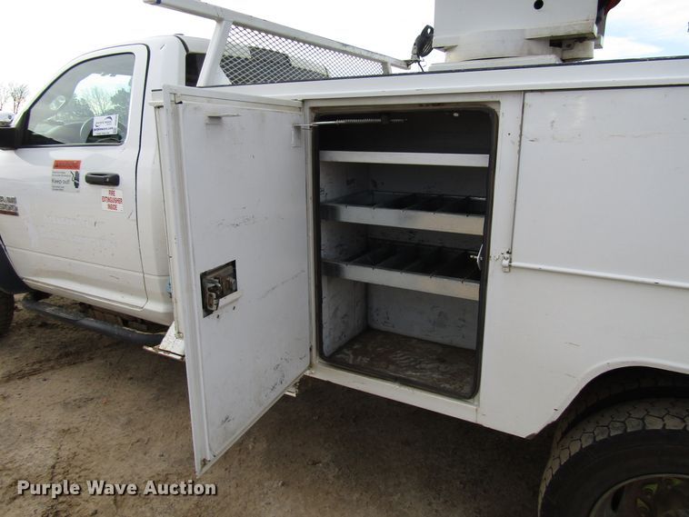 image for item DH8289 2014 Dodge Ram 5500 bucket truck