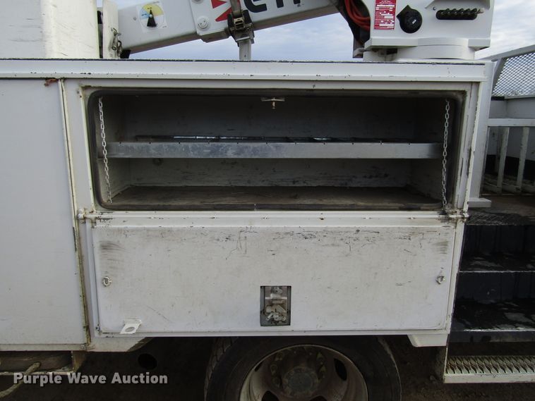 image for item DH8289 2014 Dodge Ram 5500 bucket truck