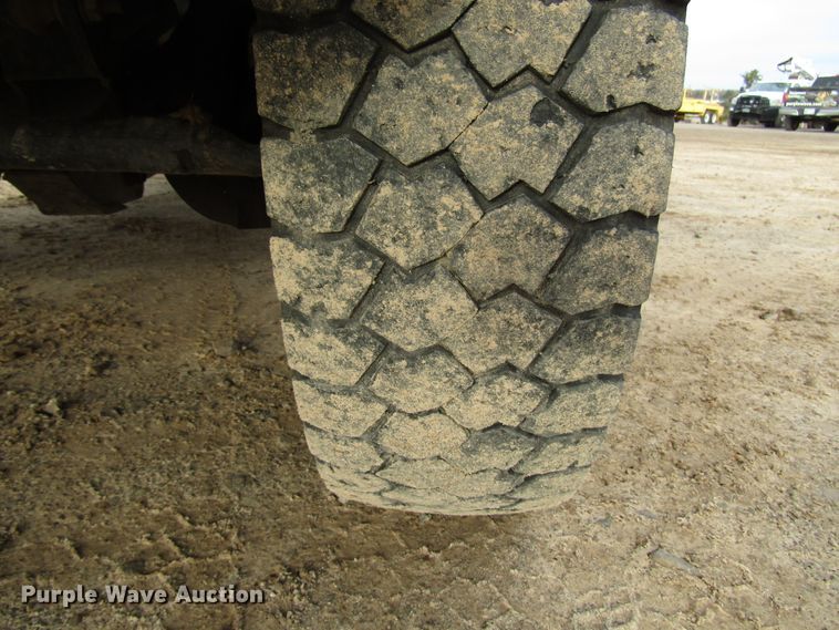 image for item DH8289 2014 Dodge Ram 5500 bucket truck