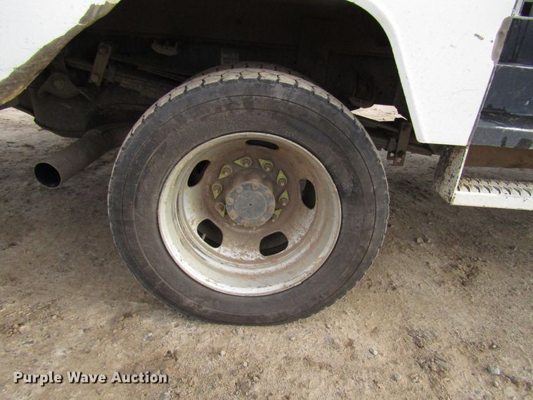 image for item DH8289 2014 Dodge Ram 5500 bucket truck