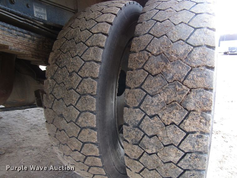 image for item DH8289 2014 Dodge Ram 5500 bucket truck