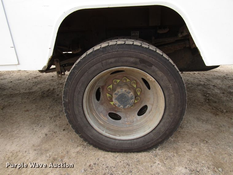 image for item DH8289 2014 Dodge Ram 5500 bucket truck