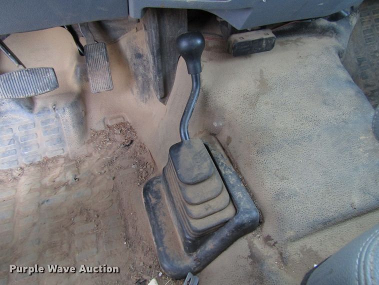 image for item DH8290 2012 Ford F250 Super Duty utility bed pickup truck