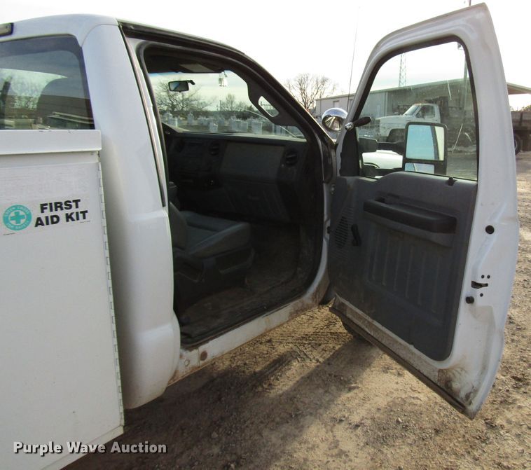 image for item DH8290 2012 Ford F250 Super Duty utility bed pickup truck