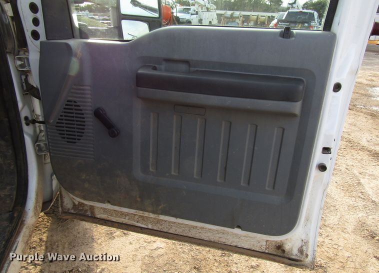 image for item DH8290 2012 Ford F250 Super Duty utility bed pickup truck