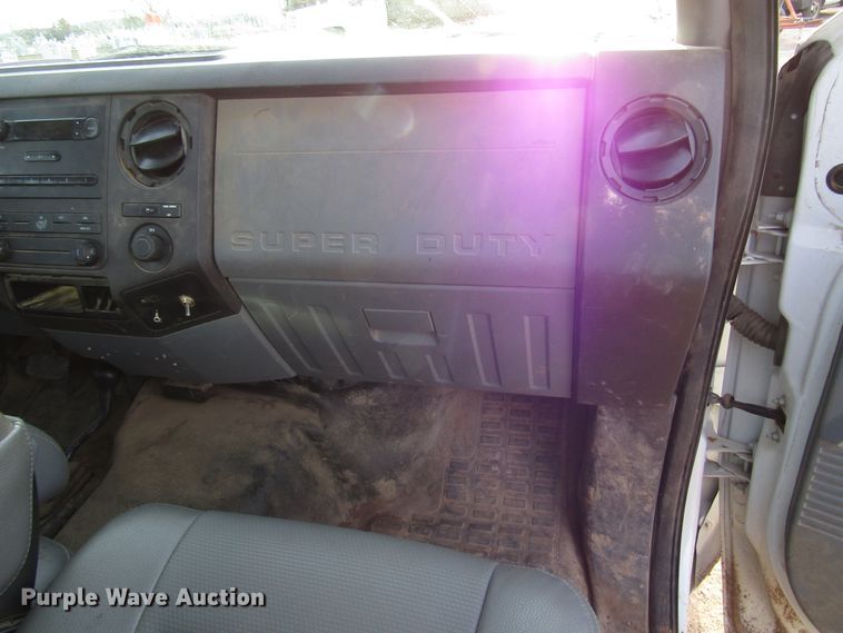 image for item DH8290 2012 Ford F250 Super Duty utility bed pickup truck