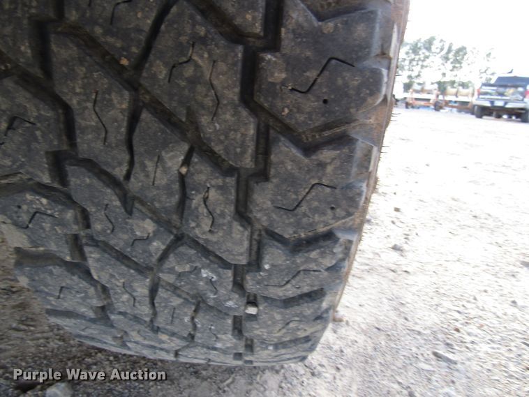 image for item DH8290 2012 Ford F250 Super Duty utility bed pickup truck