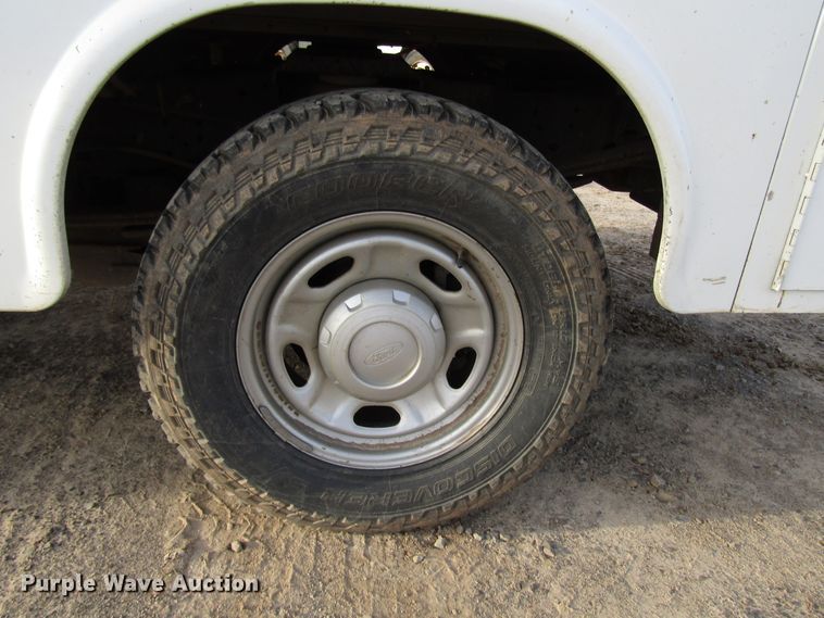 image for item DH8290 2012 Ford F250 Super Duty utility bed pickup truck